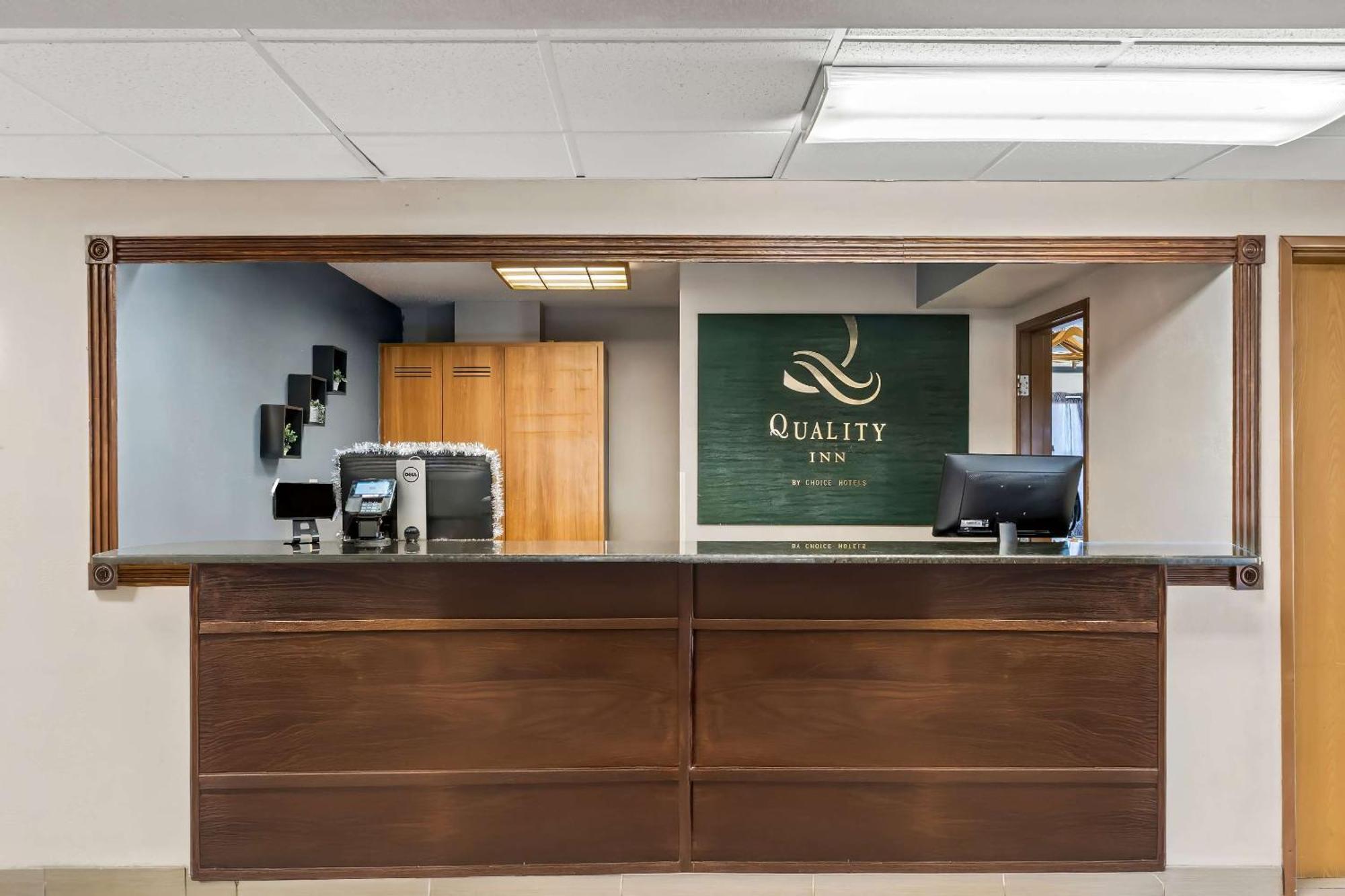 Quality Inn Sidney I-80 Exteriér fotografie